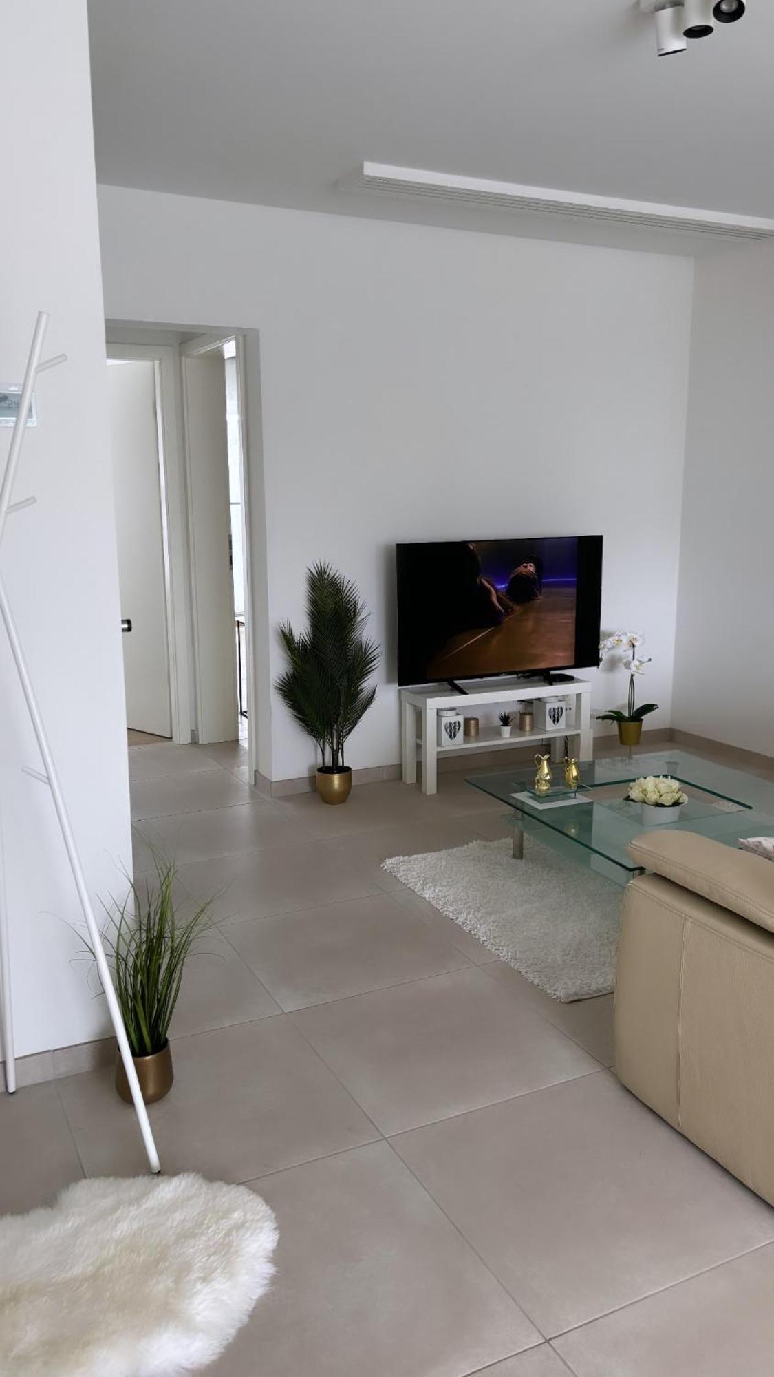 2 Bedrooms Luxury Apartment - Guillemins Liège Exterior foto